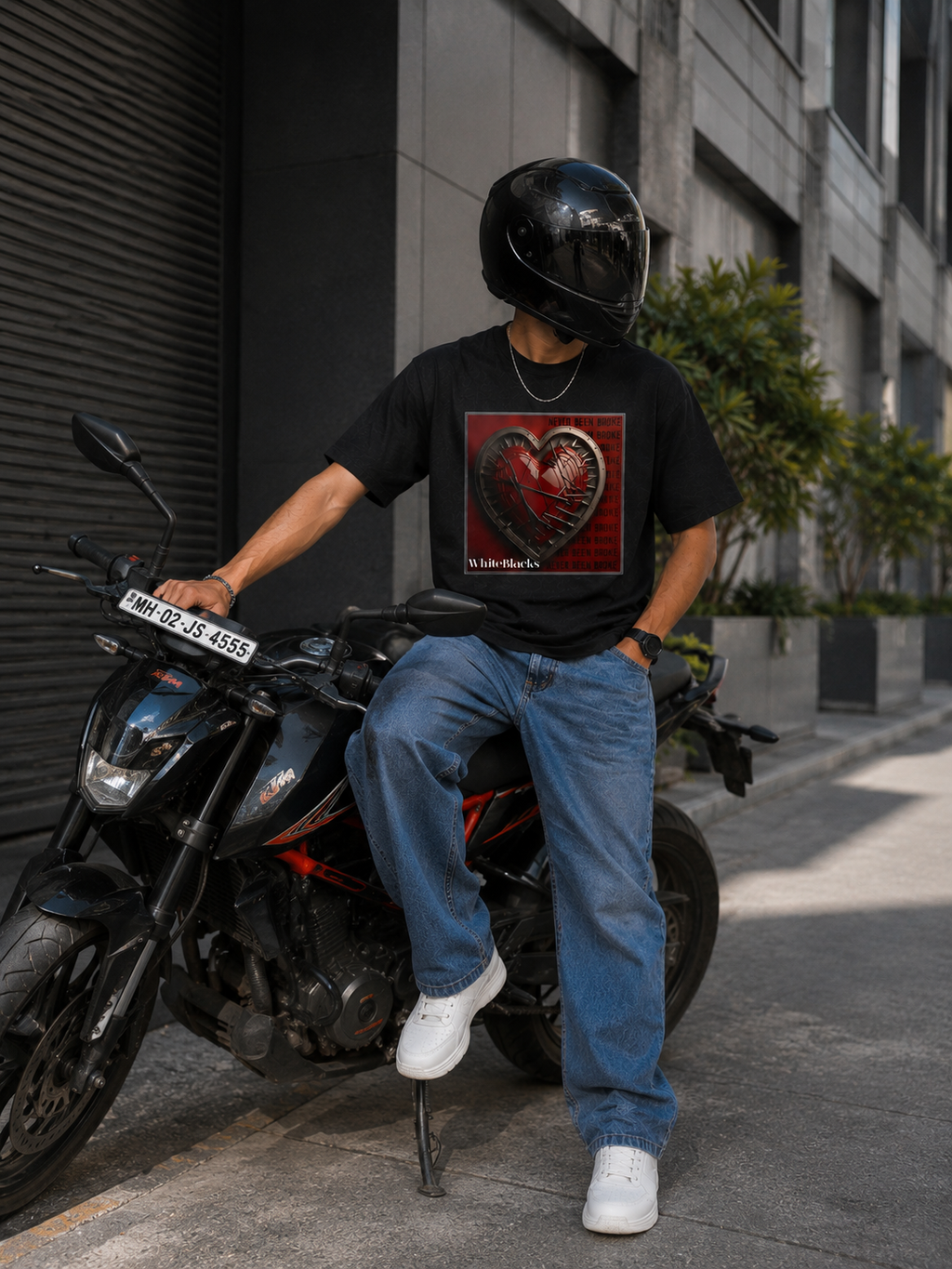 Never Been Broke Oversized Graphic T-Shirt
