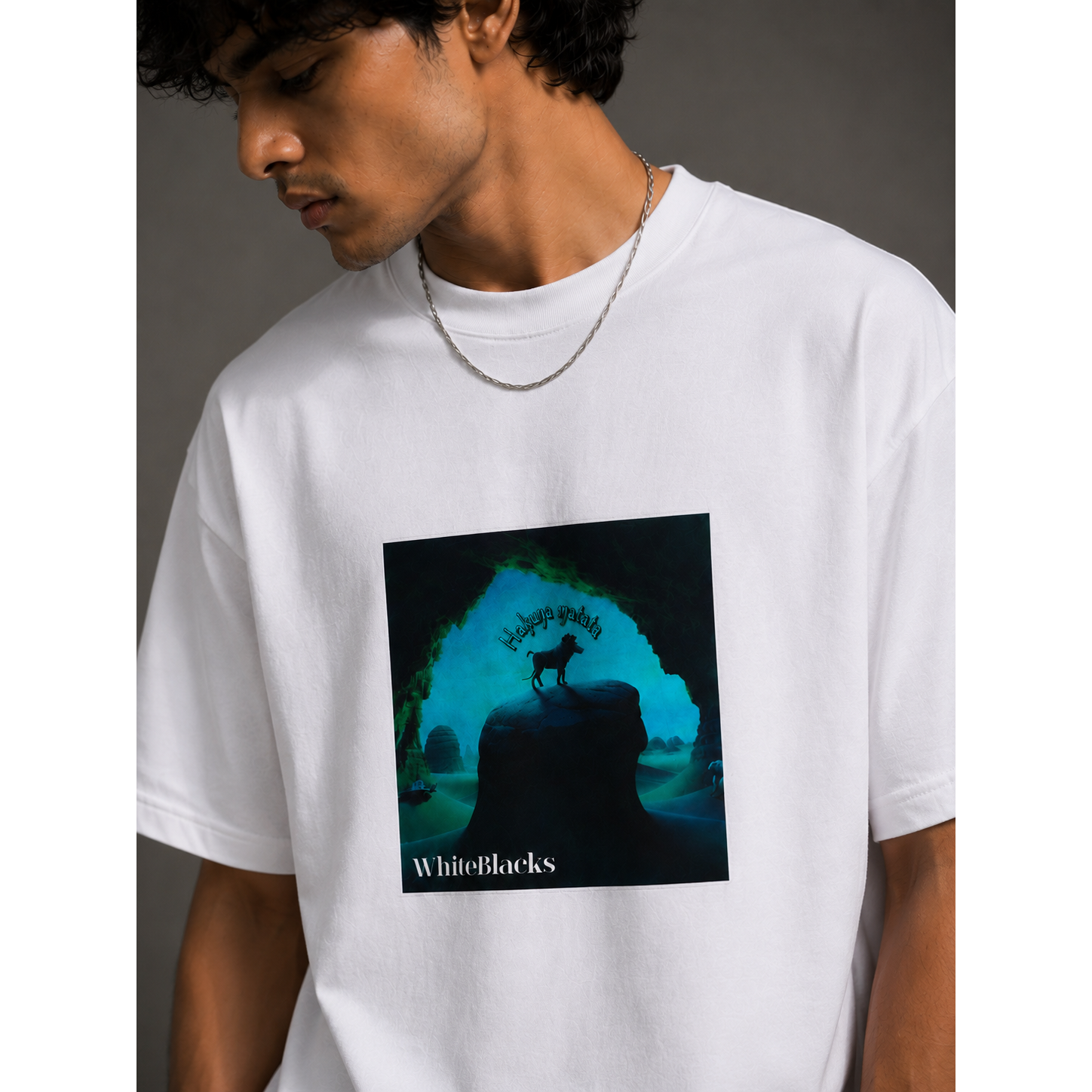 Hakuna Matata Filtered Oversized Graphic T-Shirt