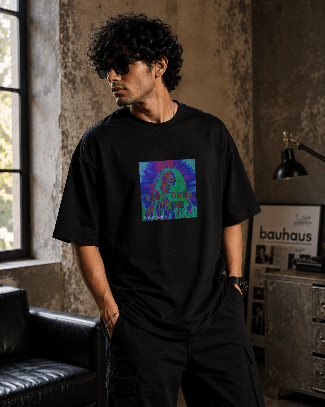 Free Your Mind Filtered Oversized Graphic T-Shirt - WhiteBlacks