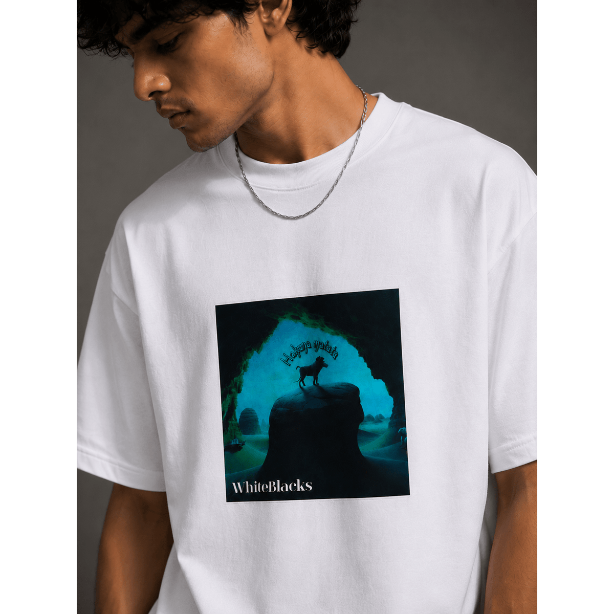 Hakuna Matata Filtered Oversized Graphic T-Shirt - WhiteBlacks