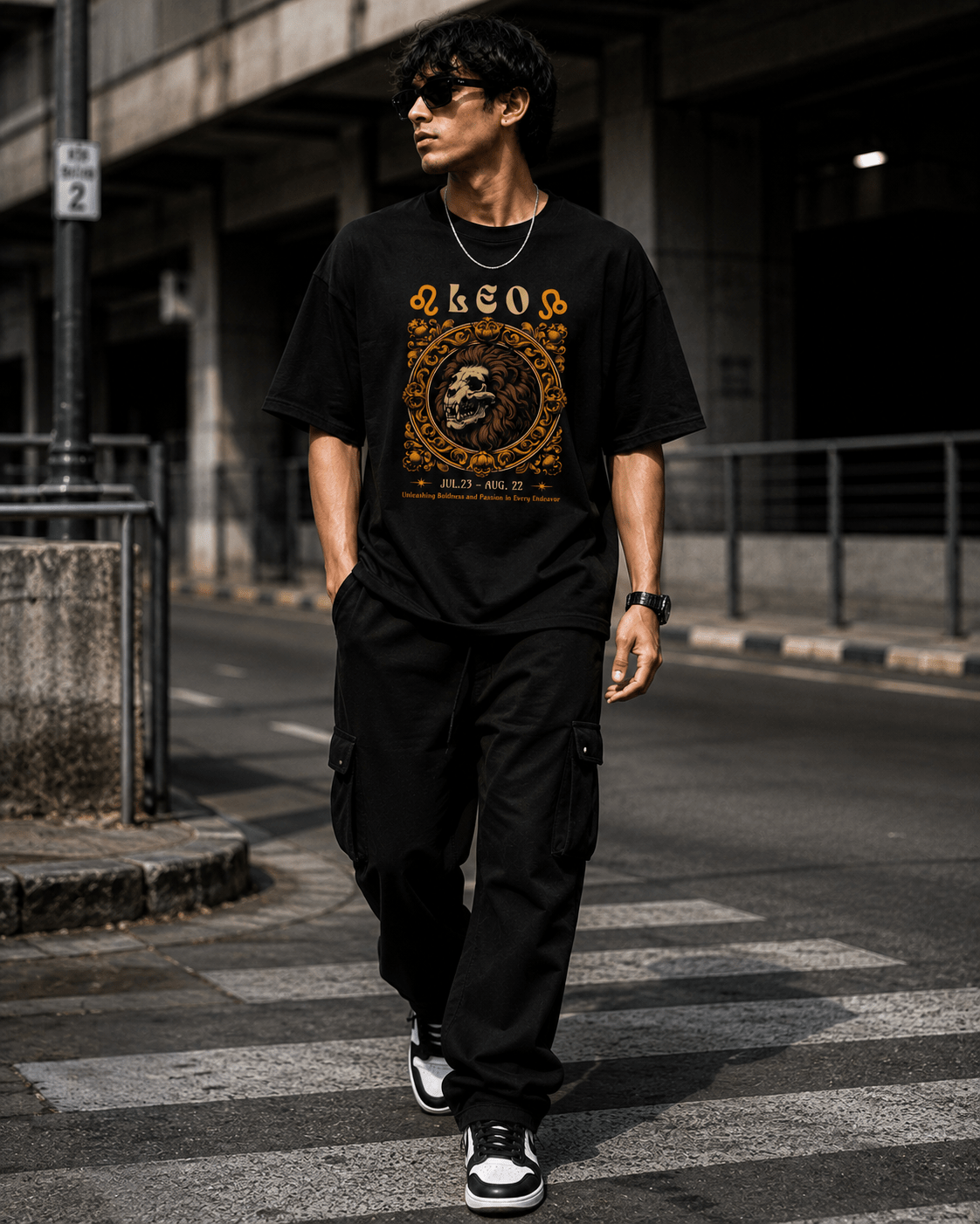 Leo Oversized Graphic T-Shirt - WhiteBlacks