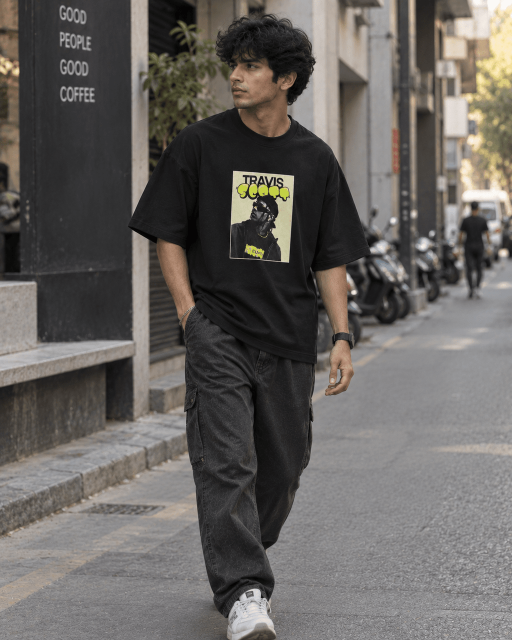 Travis 901 Graphic Oversized T-Shirt - WhiteBlacks